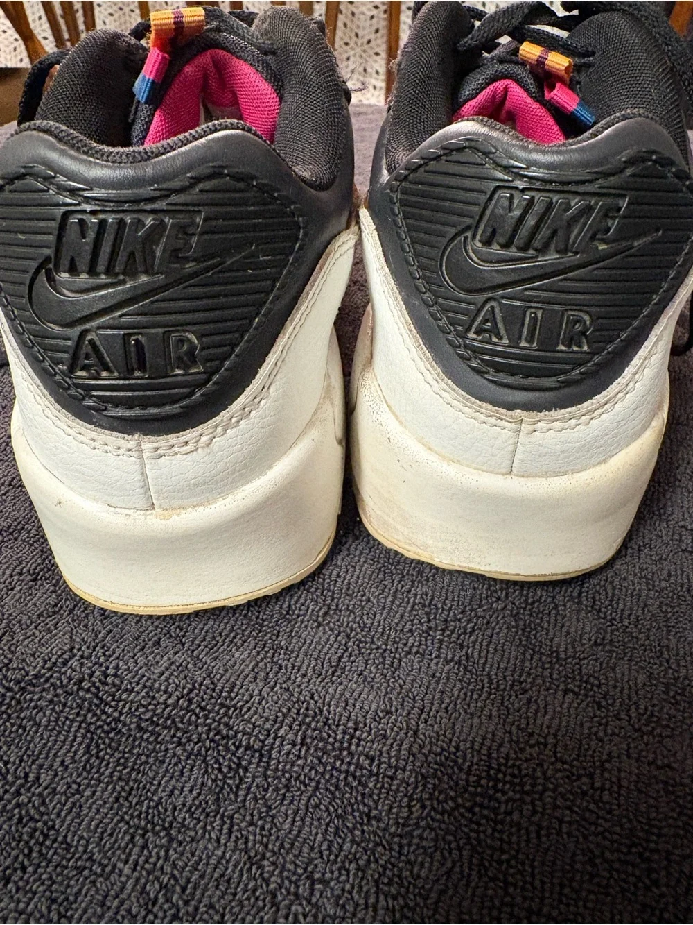 Size 7Y Nike Air Black Leather‎ Athletic Sneakers